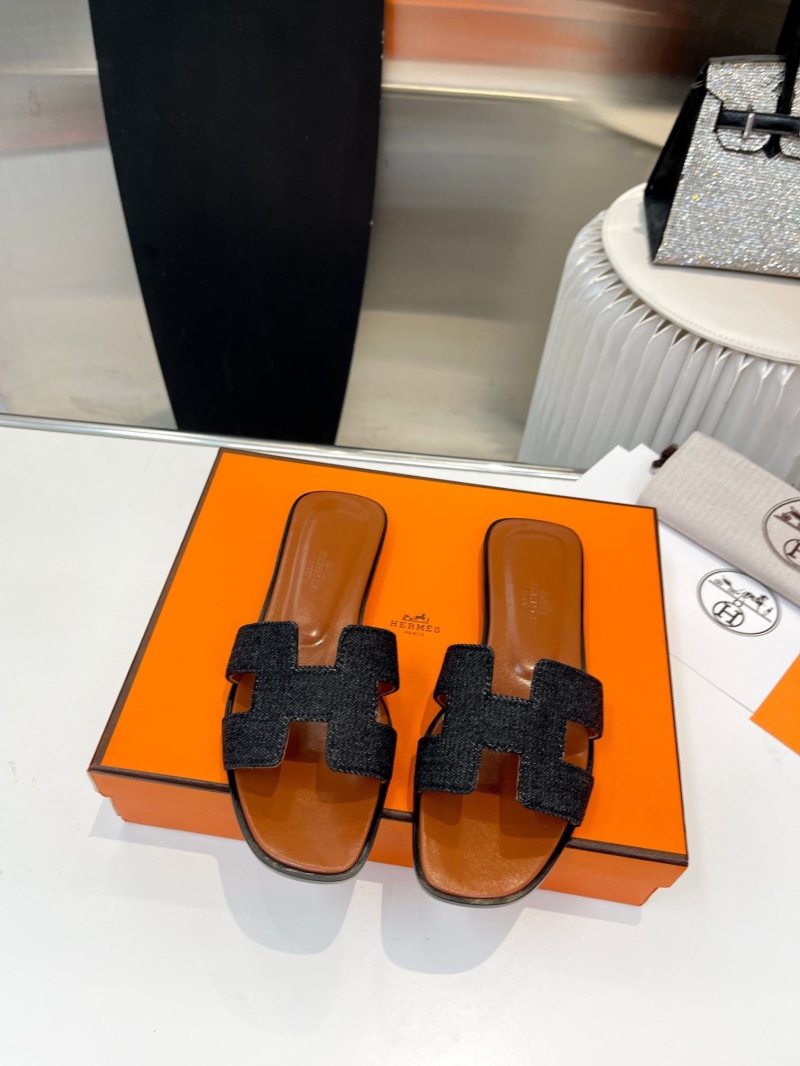 Hermes Slippers